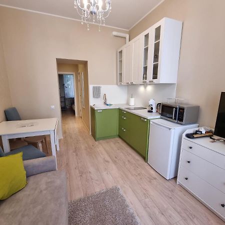 Cosy One Seperate Bedroom Apartment In City Center, Perfect For Family Trip. Riga Exteriér fotografie